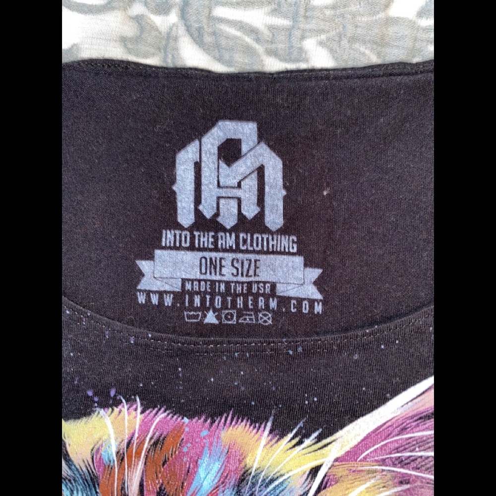 Into The Am brand cropped multicolored cat shirt - Picture 4 of 5